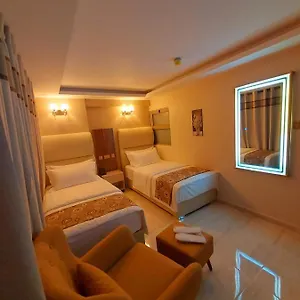 rezervați aici