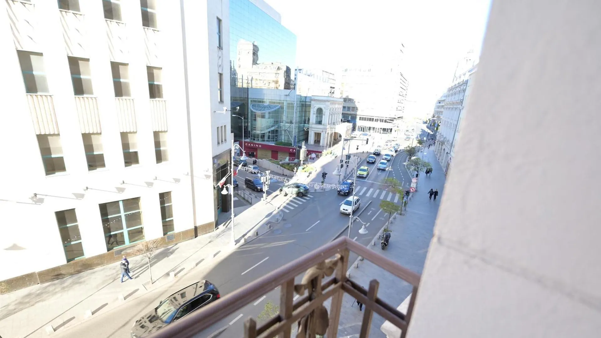 Apartament Umbrella Street Center Luxury 2 Bedroom Bucureşti