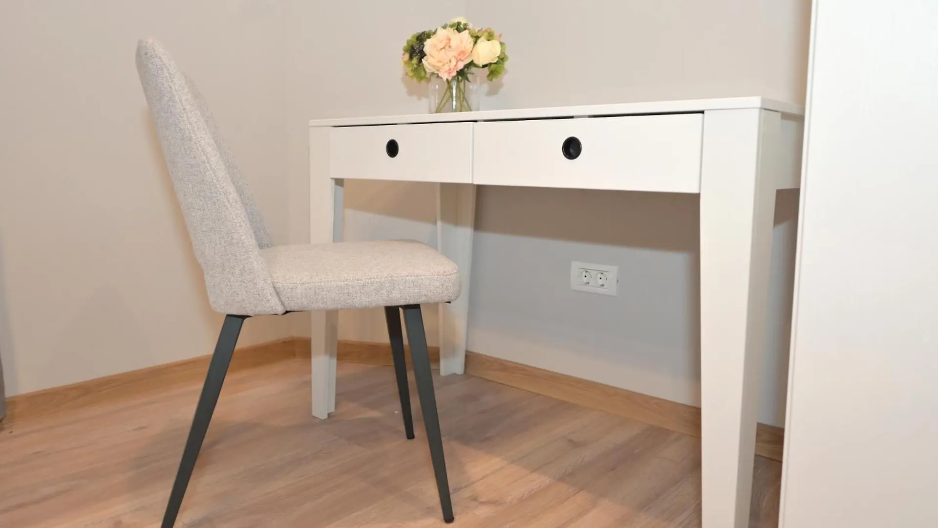 Apartament Umbrella Street Center Luxury 2 Bedroom Bucureşti