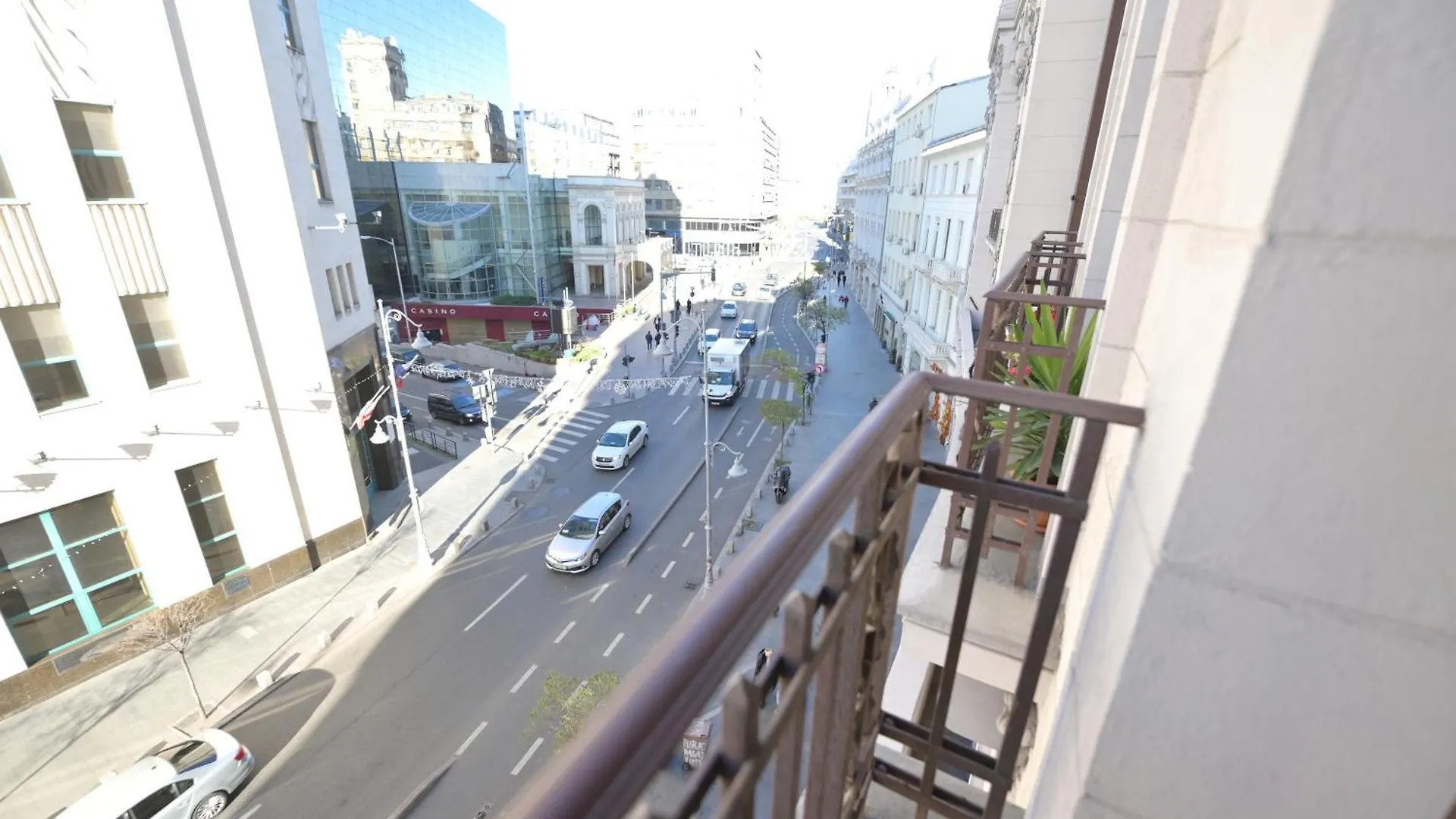 Umbrella Street Center Luxury 2 Bedroom Bucureşti România