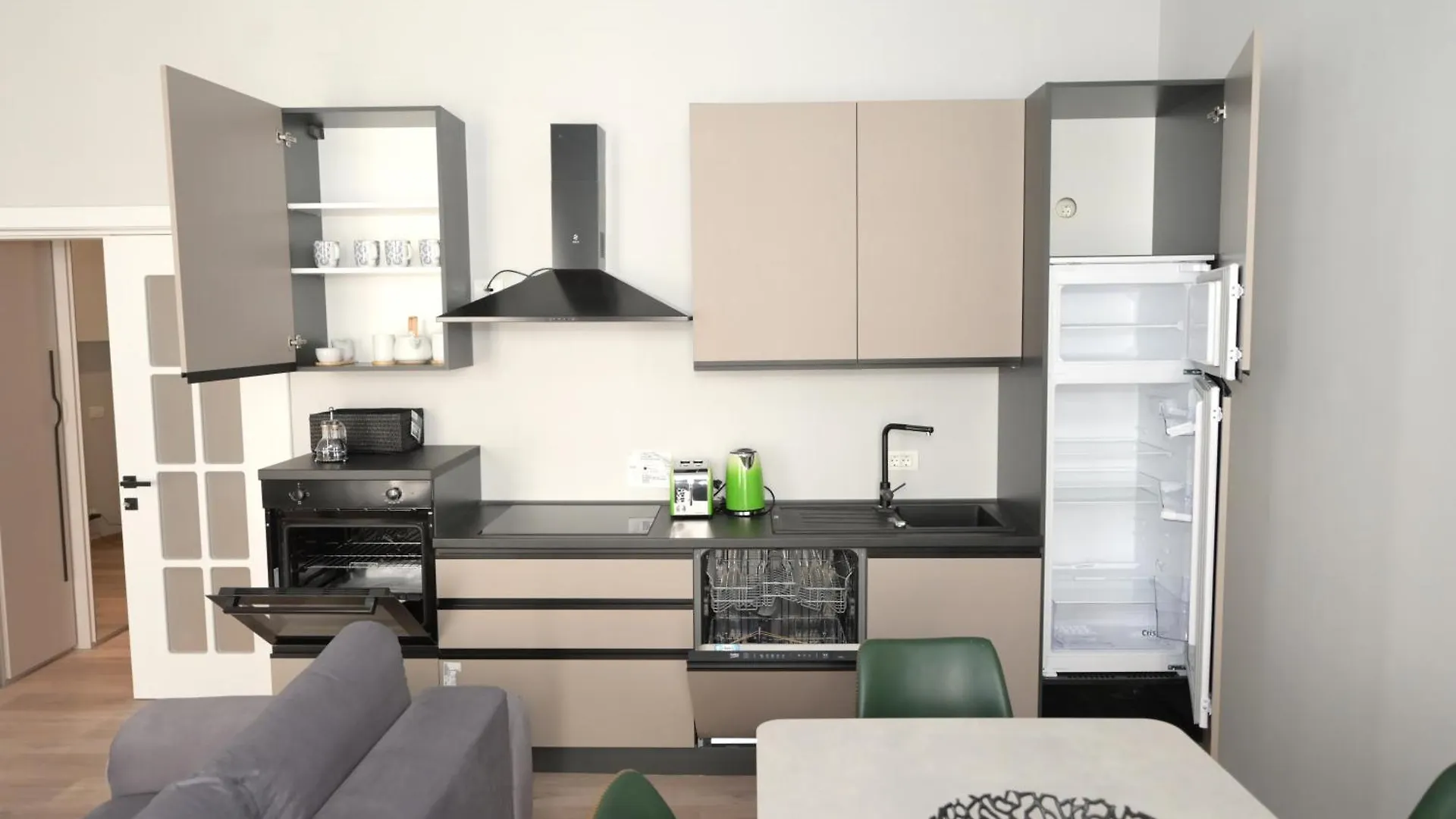 Apartament Umbrella Street Center Luxury 2 Bedroom Bucureşti